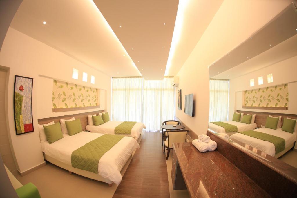 Sawary Beach Hotel บาทรูน ห้อง รูปภาพ